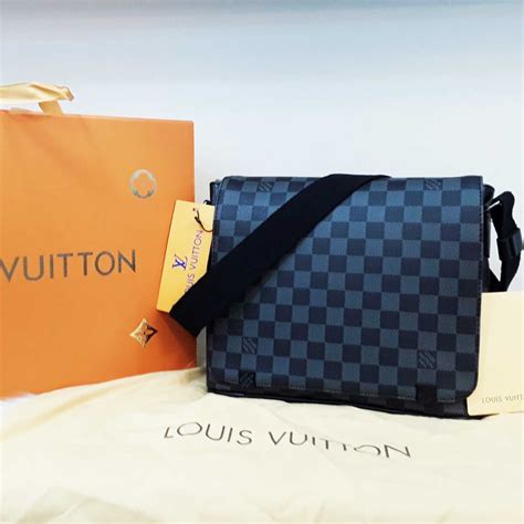 louis vuitton erkek çapraz çanta|Louis Vuitton clothing.